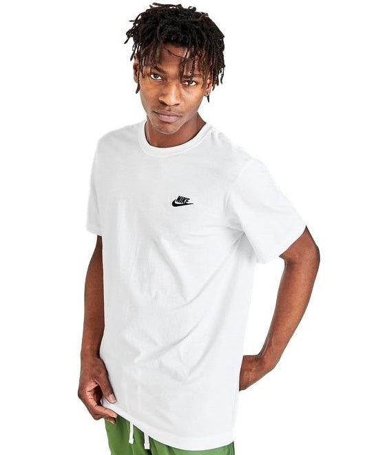 Men's Nike Sportswear Club T-Shirt Secondary image