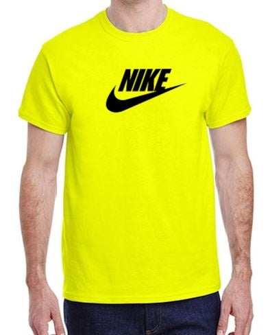 Nike Men's Sportswear T-Shirt Safty Green Main image