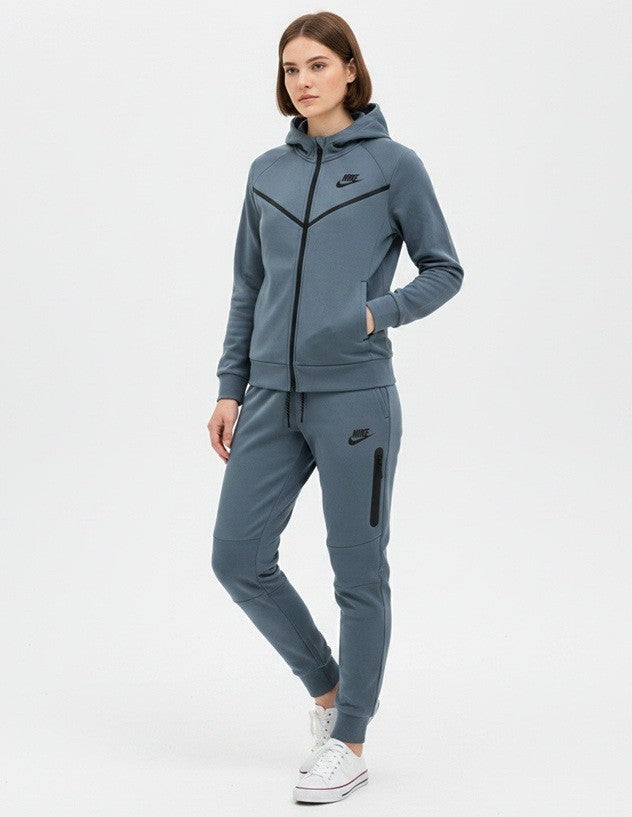 Nike Sportswear Tech Fleece Windrunner Women's Full-Zip Hoodie & Pants Set